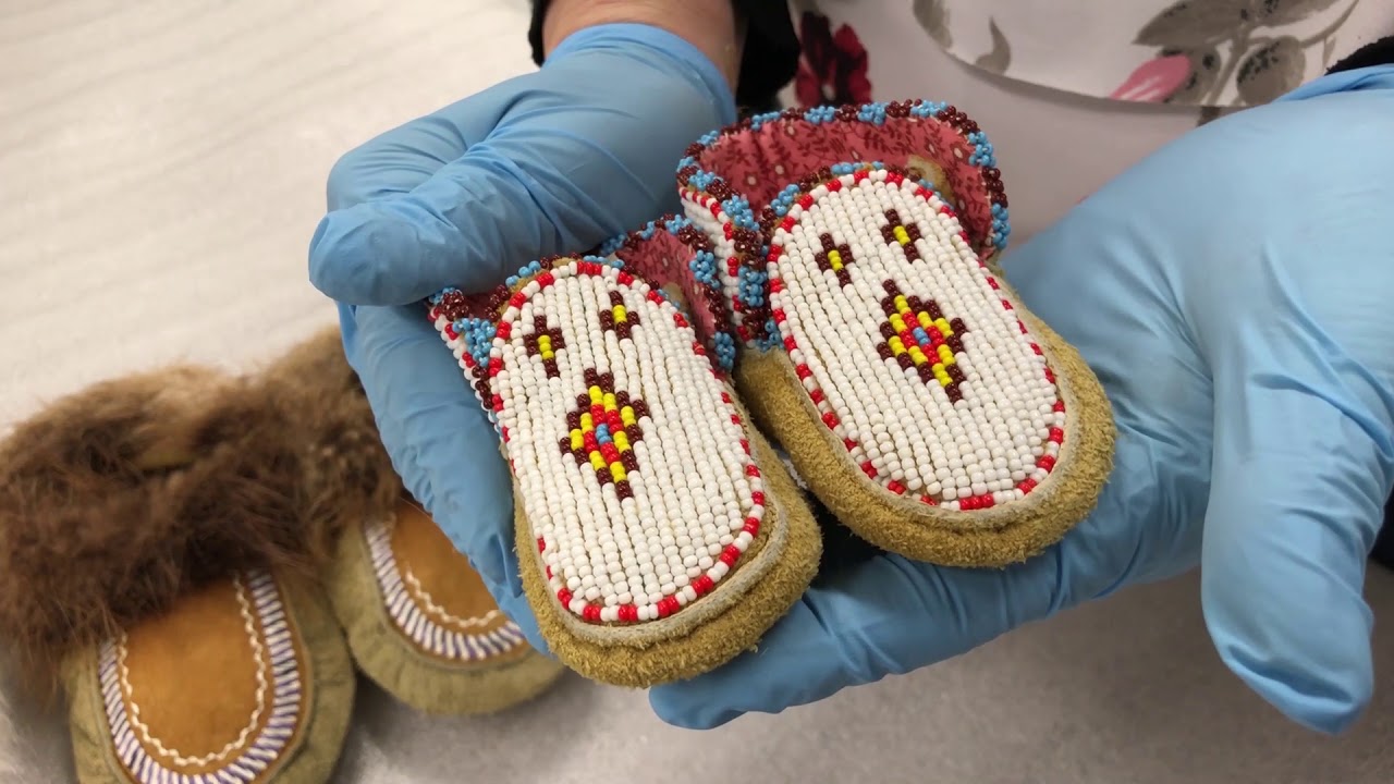 Moccasins : Mini Virtual Tour