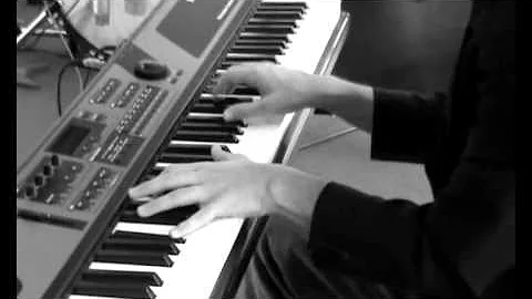 Patrick Robertson   "Lullaby of Birdland" [piano s...