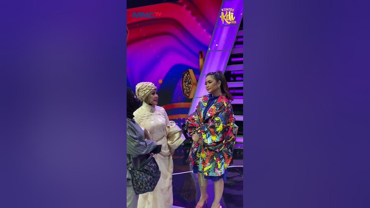 Lucu Banget Vega & Umi Sadar Kamera | KONTES KDI 2022 #shorts Lucu Banget Vega & Umi Sadar Kamera | KONTES KDI 2022 #shorts