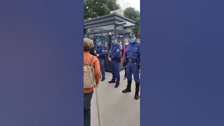 恆大理財苦主在深圳金融局被警察包圍 - 天天要聞