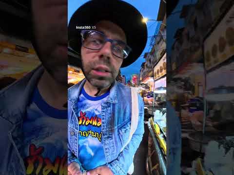 Bangkok Chinatown street, enjoy the video, we're on a popular street with colorful lanes