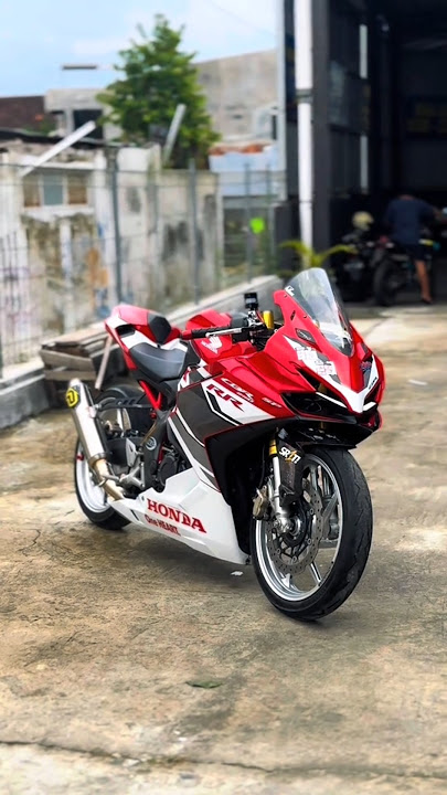 Download lagu Cinematic cbr250rr hedon ke#32 #modification #cbr250rr #trendingshorts #youtubeshorts #shortvideo