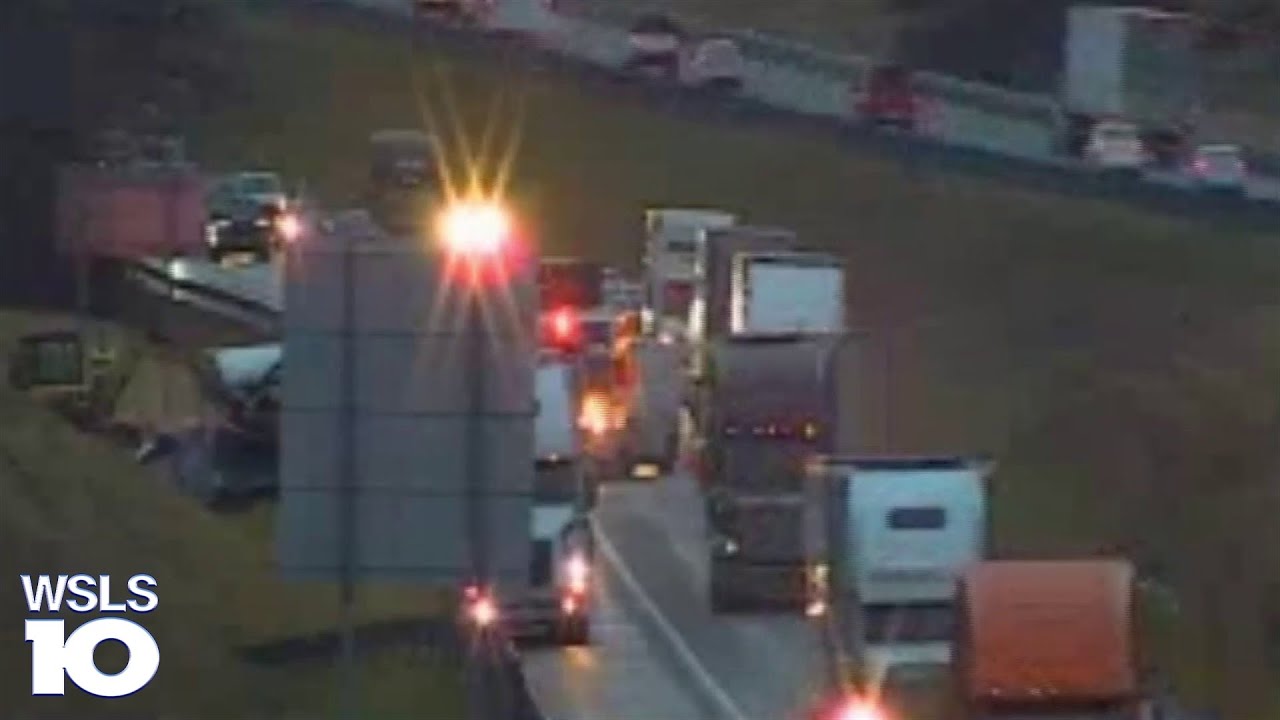 Vehicle fire causing delays on I-81 in Montgomery County - YouTube
