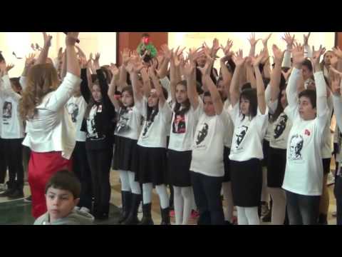 Atatürk çocukları MEV Batıkent Ortaokulu 23 Nisan gösterisi