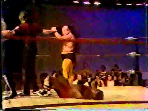 1980 Maley/Koko Ware vs Yamamoto/Valiant MEMPHIS WRESTLING