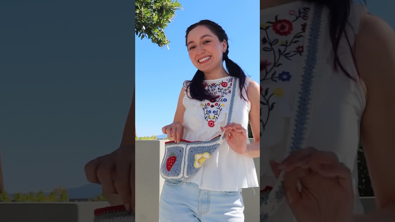 Strawberry themed granny squares! by @AlyssiaCreates