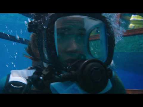 47 METERS DOWN (2017) Clip "Sinking" HD Sharks