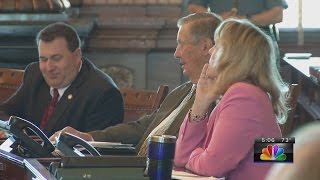 Brownback and top GOP lawmakers at odds over income taxes