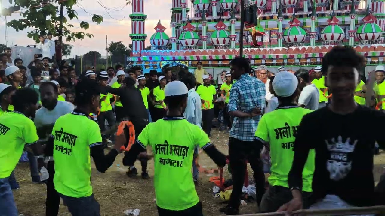 Ali akhada thakri kameti bhagatar Vishal tajiya mithaora bazar Maharajganj me #video #muharram #mela