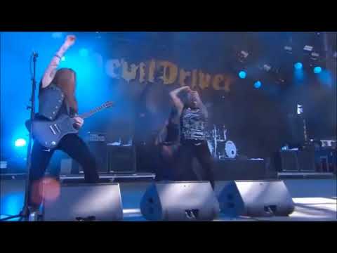 DevilDriver, "Clouds Over California" Live At Hellfest Open Air 2017