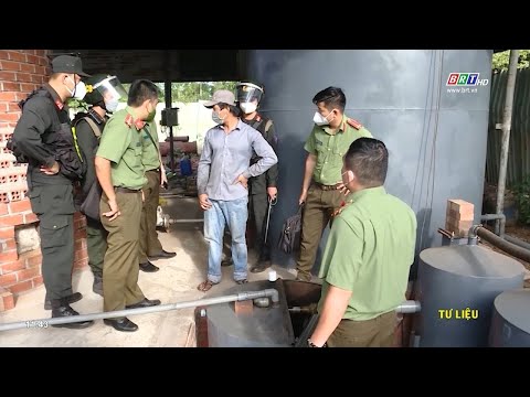 Video Kỷ luật Bí thư, Chủ tịch UBND xã Bình Trung, huyện... - youtube
