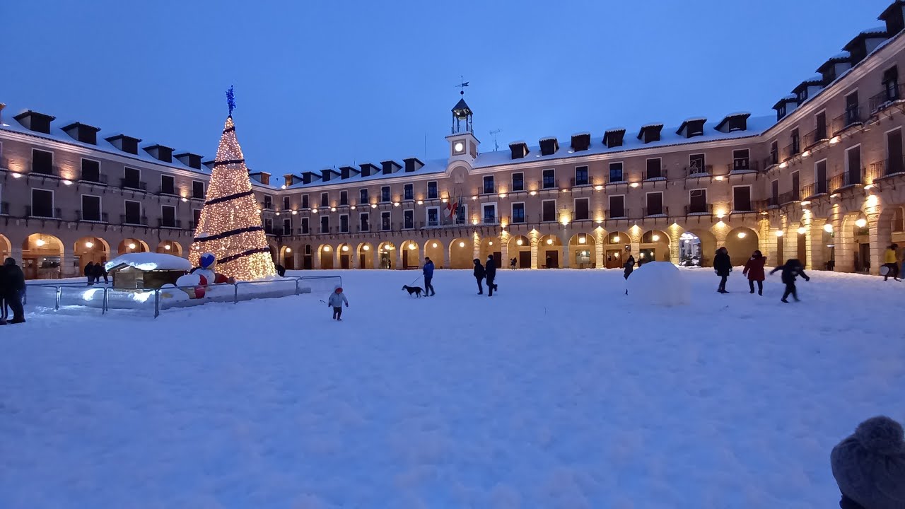 Ocaña vestida de blanco مناضر ثلجية من قلب حارتي