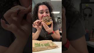 Silent Review #panera #panerabread #cinnamonroll #breakfastsandwich #foodie #food #foodreview