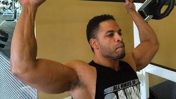 Shoulders & Back Workout @Hodgetwins