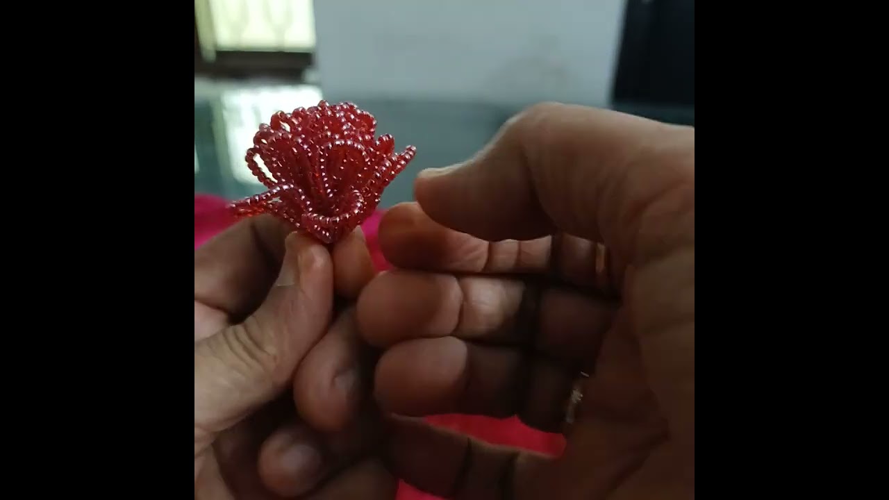 31 July 2025 മുത്തു കൊണ്ടുള്ള പൂ ക്കൾ