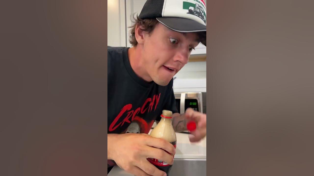 How to stop ANY soda from exploding! 😍 #Shorts - YouTube