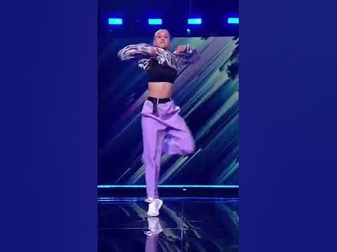 Дочь Лазарева разорвала сцену😱 - YouTube