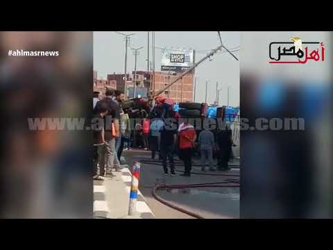 انقلاب سيارة محمله بالوقود بمدخل سبرباى