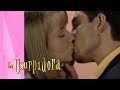 Paulina y Carlos Daniel no pueden ocultar su amor | La Usurpadora - Televisa