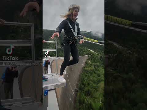 Jochen Schweizer | 3,2,1 Giant Swing