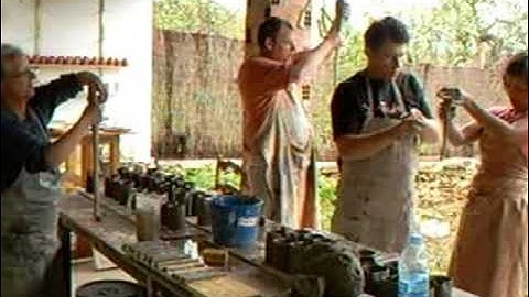 SIMON LEACH  -  Students pulling handles !!