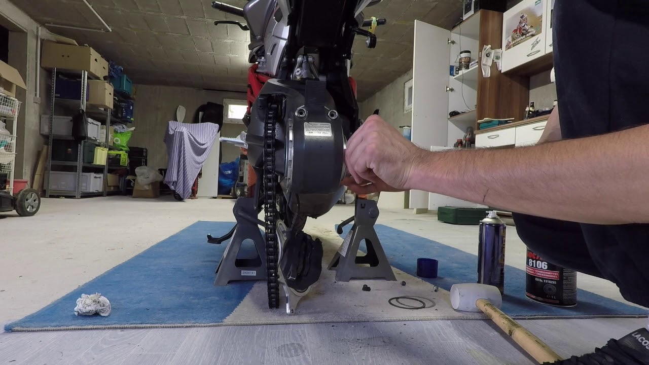 tuto méca: entretien moyeux arrière mv agusta