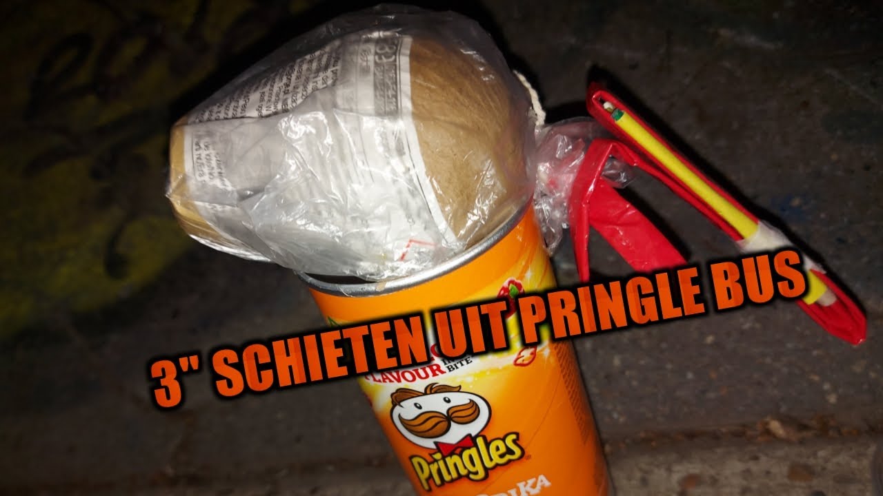 3" SCHIETEN UIT PRINGLE BUS | VUURWERK - YouTube