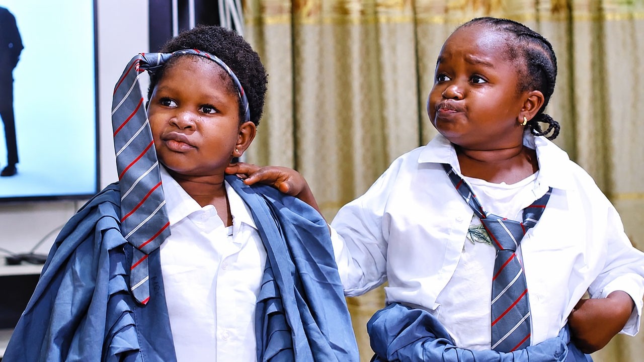 You Will Laugh Out Loud While Watching This Funny EBUBE OBIO & Her Over Sabi Sister Amazing Movie