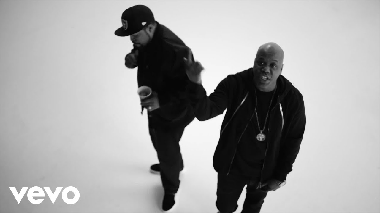 Too $hort, Ice Cube, Ne-Yo - Raider Colors (Visualizer) ft. DJ Nina 9, Rayven Justice