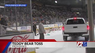 P-Bruins teddy bear toss raises money for Hasbro Children's Hospital