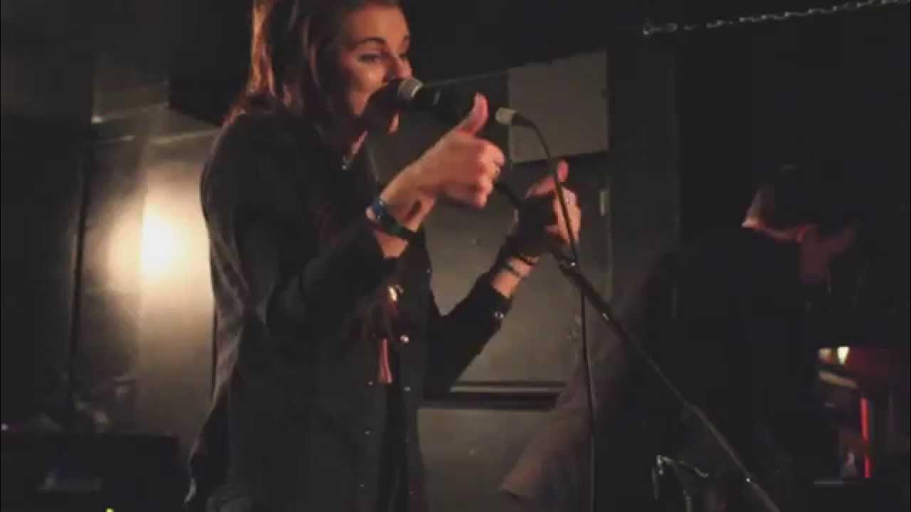 PVRIS Mirrors (live) YouTube
