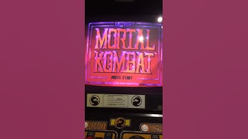 Midway dedicated Mortal Kombat arcade cabinet 1992