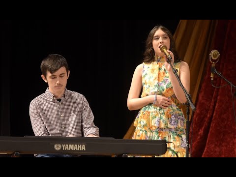 WoodSongs Kids 310: Mia Lequire & Tucker Conner