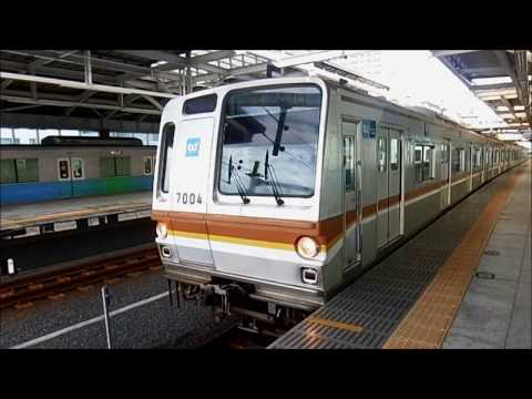 東京メトロ7000系7004F 各停小手指行石神井公園駅発車