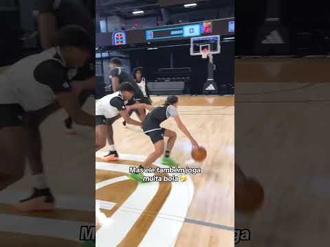 Romelo Hill 1m67 E Joga Demais Romelohill Basca Basketball Basquetesc Nba Basquetederua