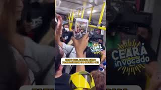 Taty Girl canta forró para passageiros do ônibus 042 em Fortaleza #shorts