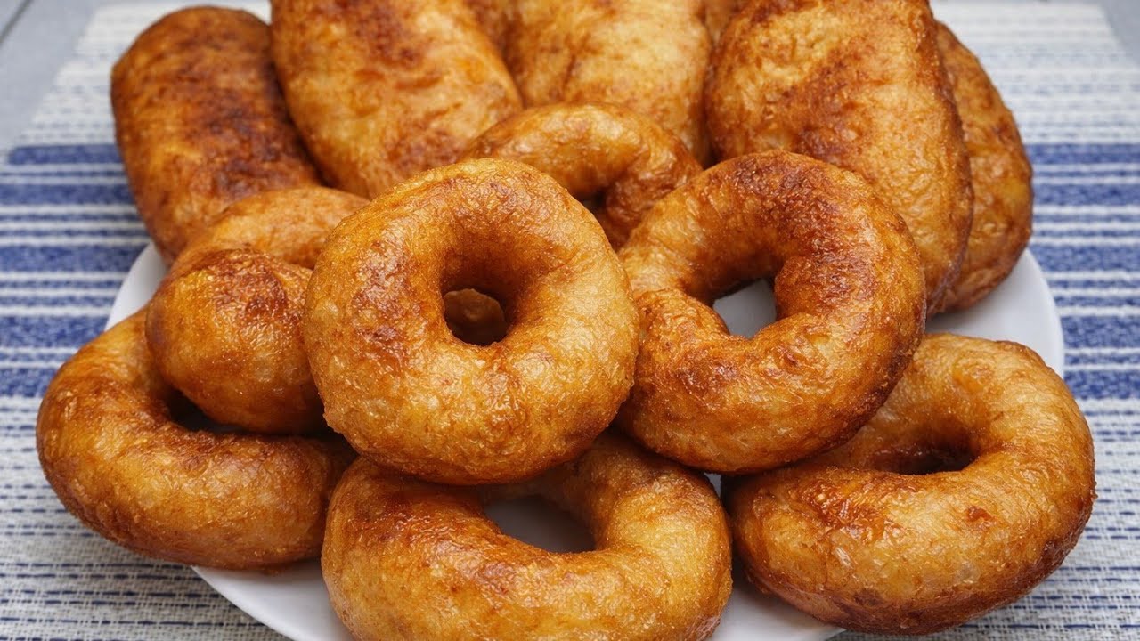 Пиріжки і пампушки на такому тістови , виходять дуже смачні і воздушні.