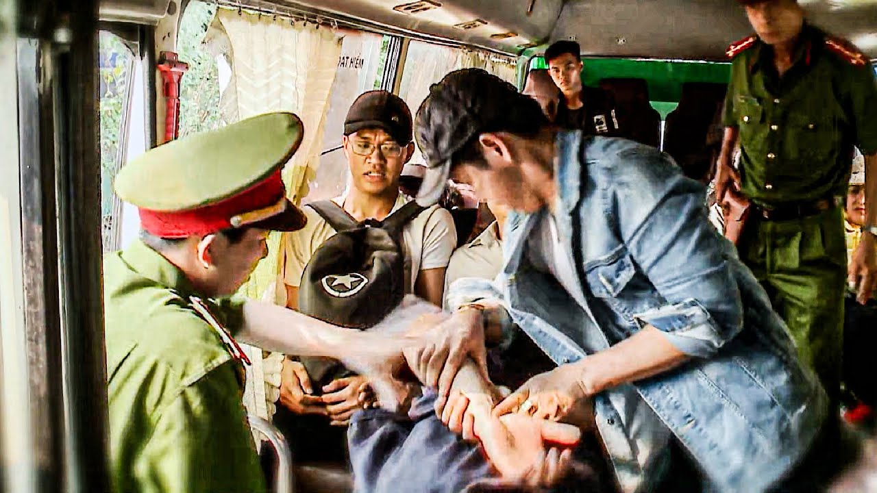 Cảnh Sát Hình Sự Kiểm Tra Chiếc Xe Khách Khả Nghi Và Phát Hiện Động Trời | Phim Việt Nam Mới 2025