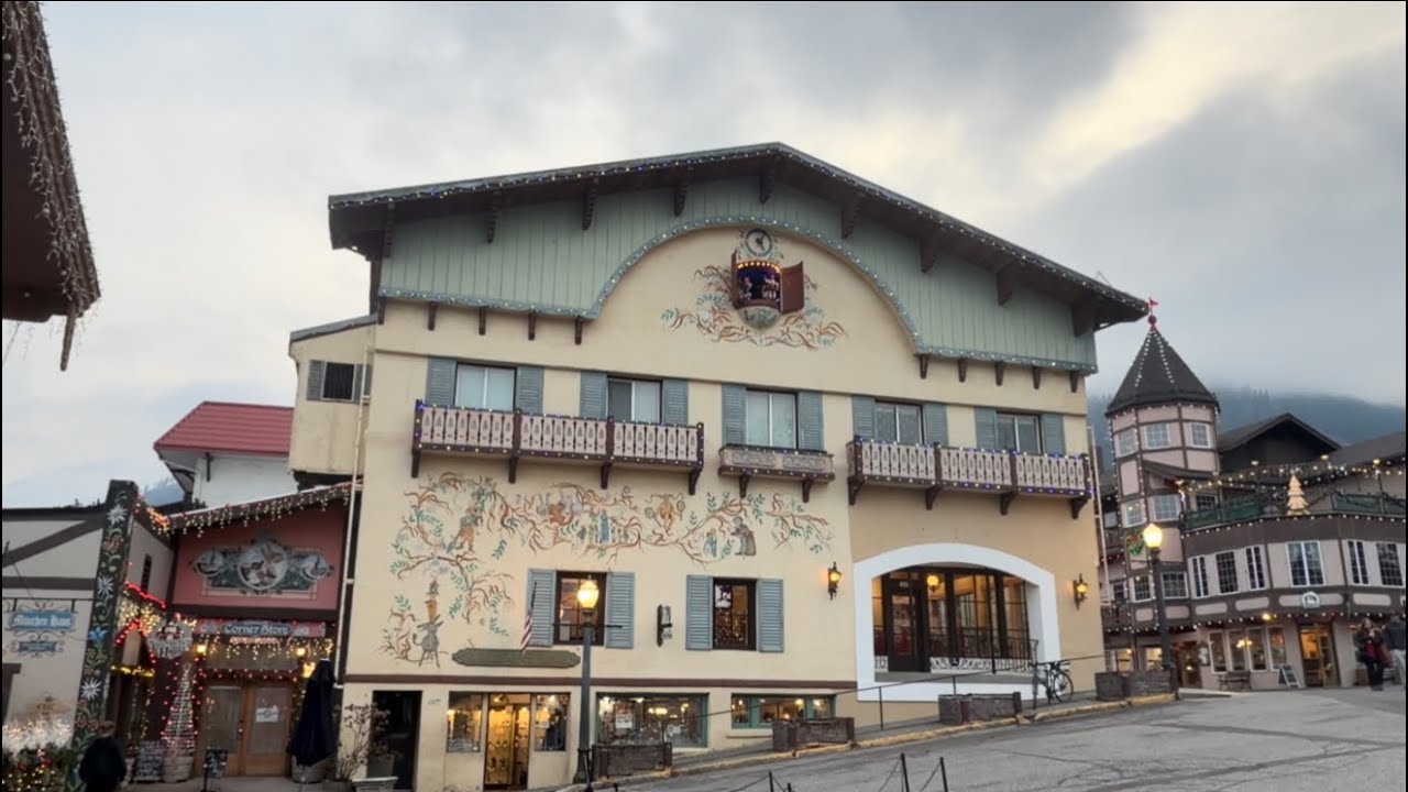 A Day in Leavenworth 🇩🇪 | Bavarian Village in Washington!