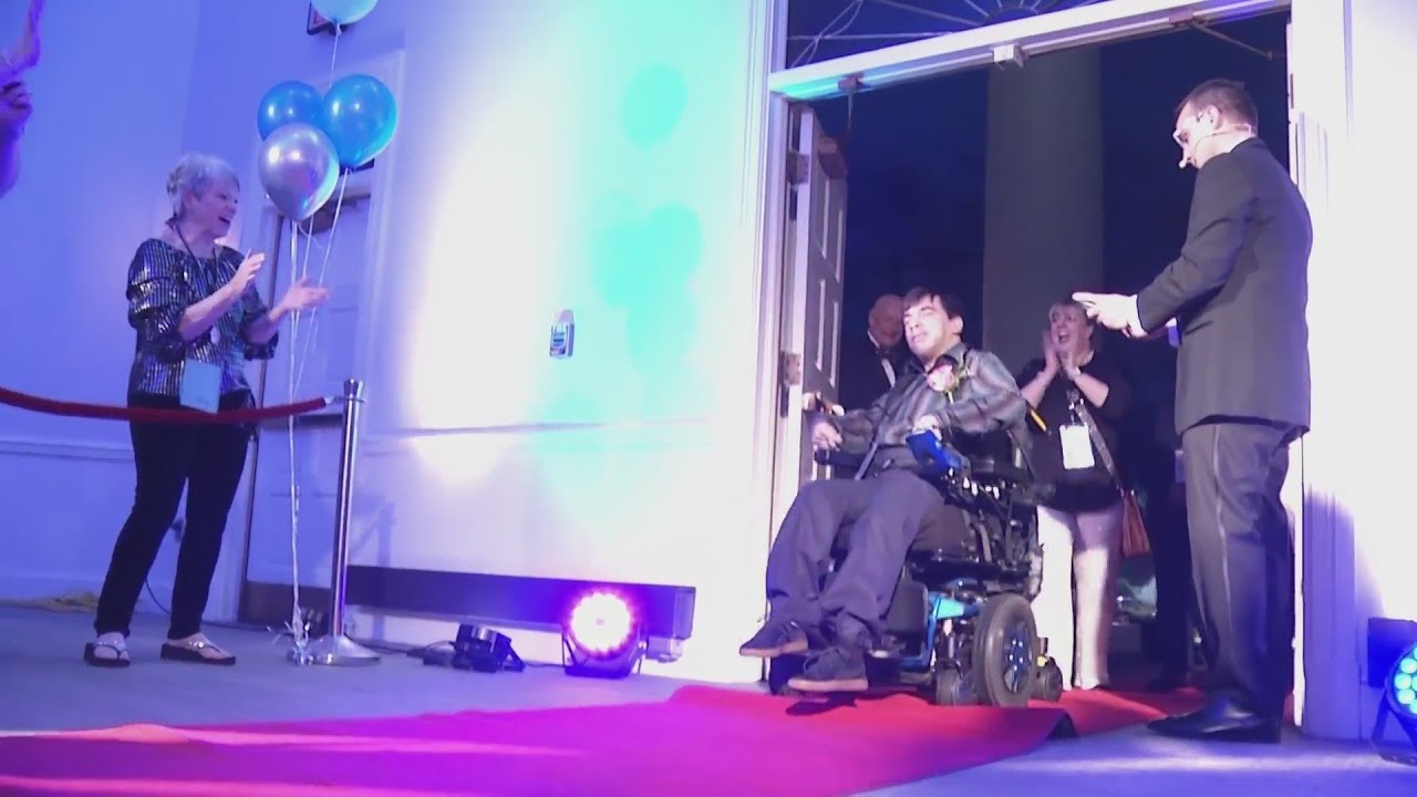 Local church host 'A Night to Shine' sponsored by Tim Tebow Foundation ...