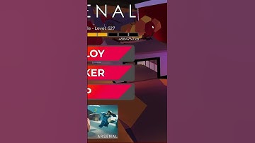 I Kicked A PURPLE TEAM PLAYER In Arsenal... #shorts #arsenal #roblox #robloxarsenal