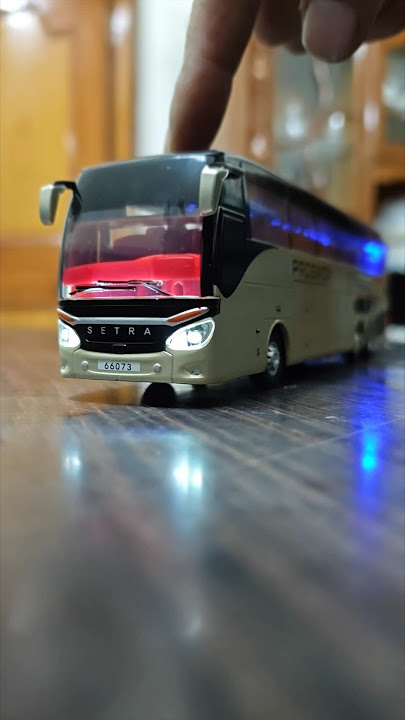 Realistic Diecast Setra Model Bus #viral #diecast #modelcar #scalemodel #bus #setra