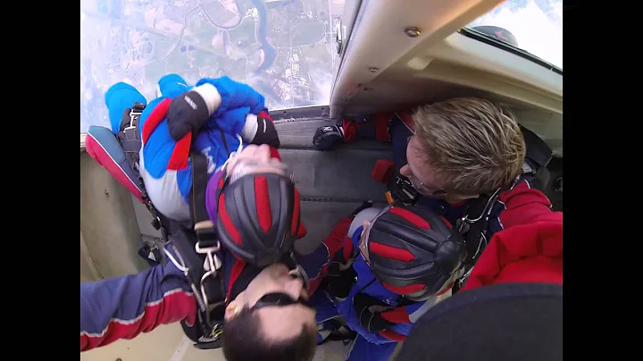 Zachary Nolan's Tandem skydive!
