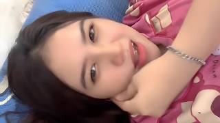 Aw Aw When It Rains Dont Shake It I Like It