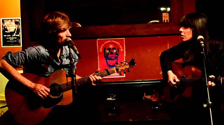 Jason Mcniff  and Emma Tricca live at Mucky Pup