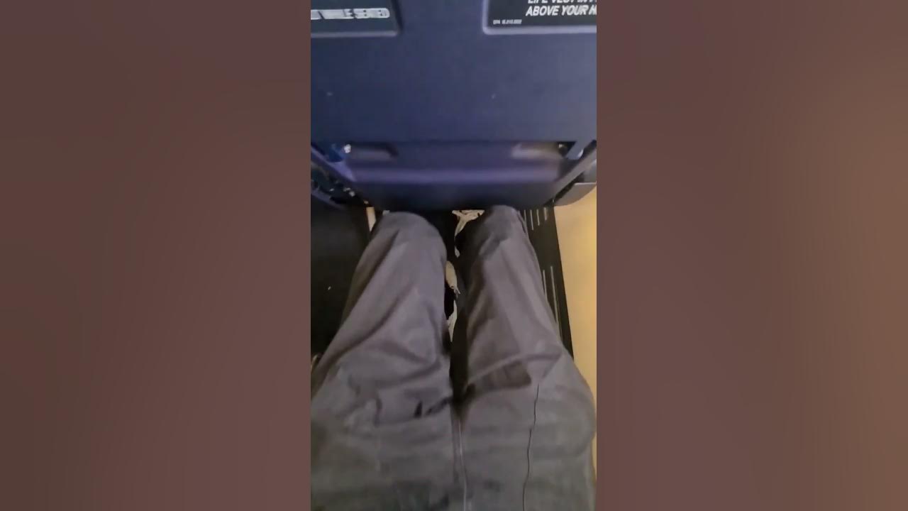 travel-hack-how-to-get-extra-legroom-on-a-ryanair-flight-youtube