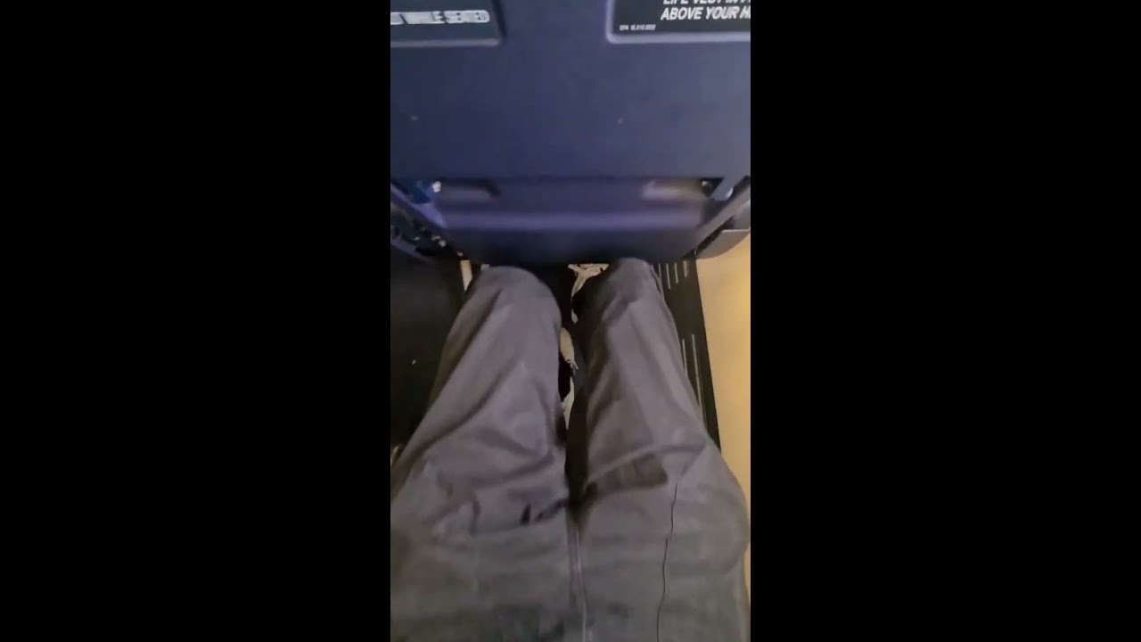 TRAVEL HACK HOW TO GET EXTRA LEGROOM ON A RYANAIR FLIGHT YouTube TRAVEL HACK HOW TO GET EXTRA LEGROOM ON A RYANAIR FLIGHT YouTube