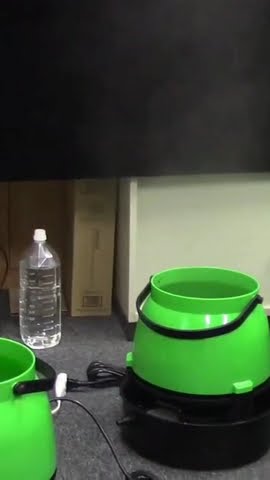 遠心式加湿器TL5500型 3,500〜4,000cc/時の大噴霧量 - YouTube