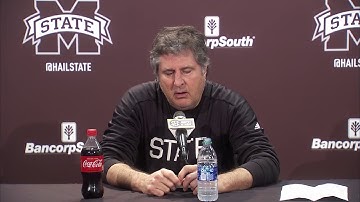 Mike Leach makes reporter walk the plank, roasts reporter with his response to a question