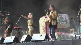 Grouplove- &quot;I&#39;m With You (opening song)&quot; (720p) @ Lollapalooza on 8-2-2014